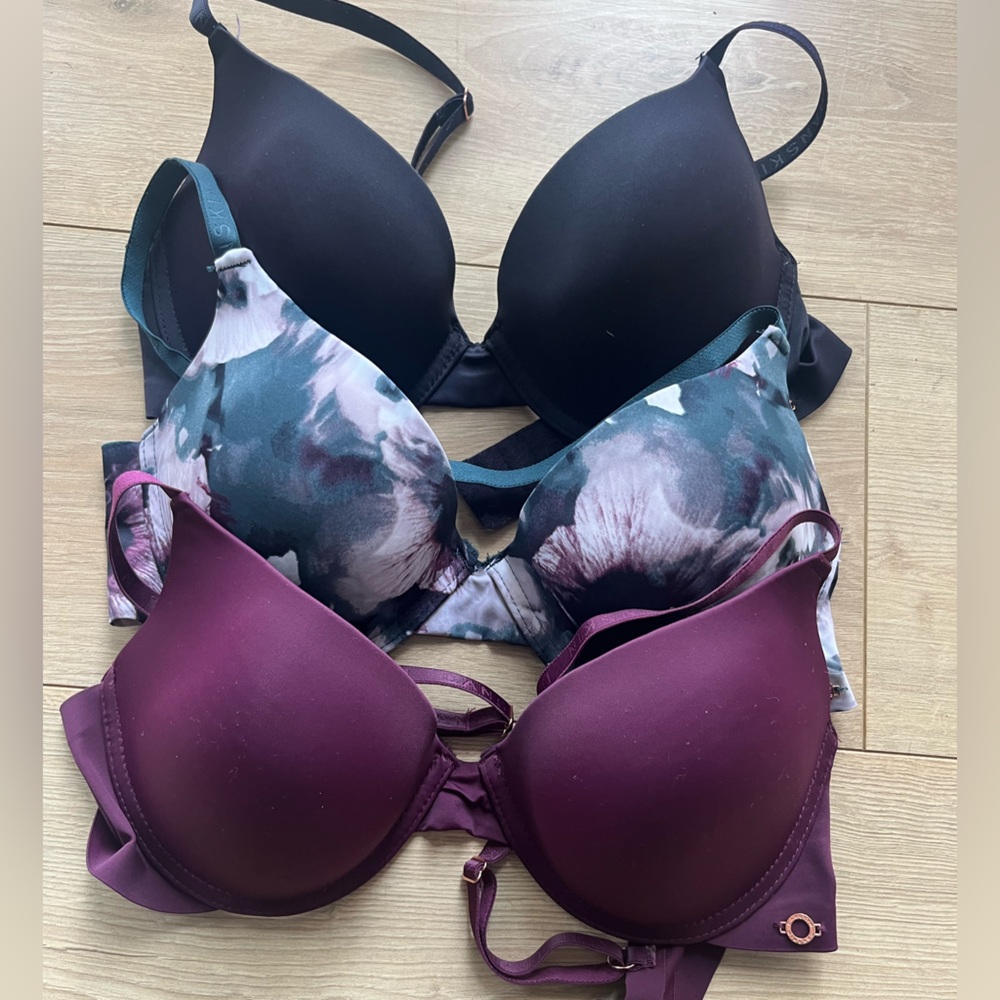 Danskin set of bras